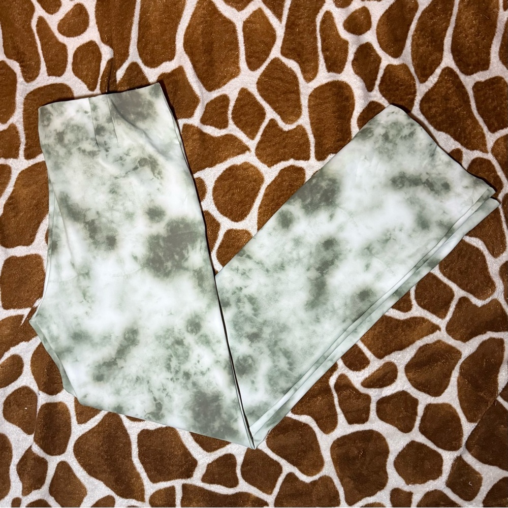 Zara Green and White Tie Dye Flare Leggings Plus Size XL